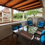 Sandro Apartman Vilanija