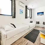 Sandro Apartman Vilanija